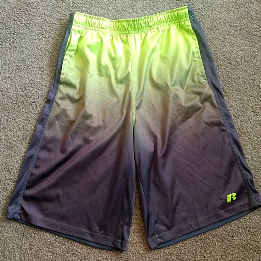Russell Athletic Shorts‎